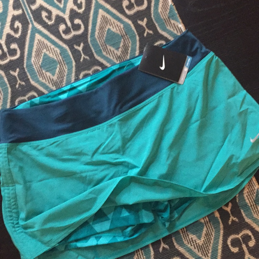 NWT Nike Dri-Fit Teal Athletic Skirt